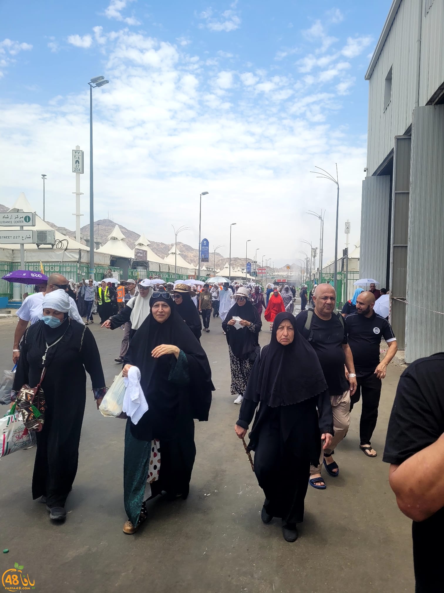  صور: حجاج يافا ينتهون من أداء مناسك الحج ويستعدون للمغادرة